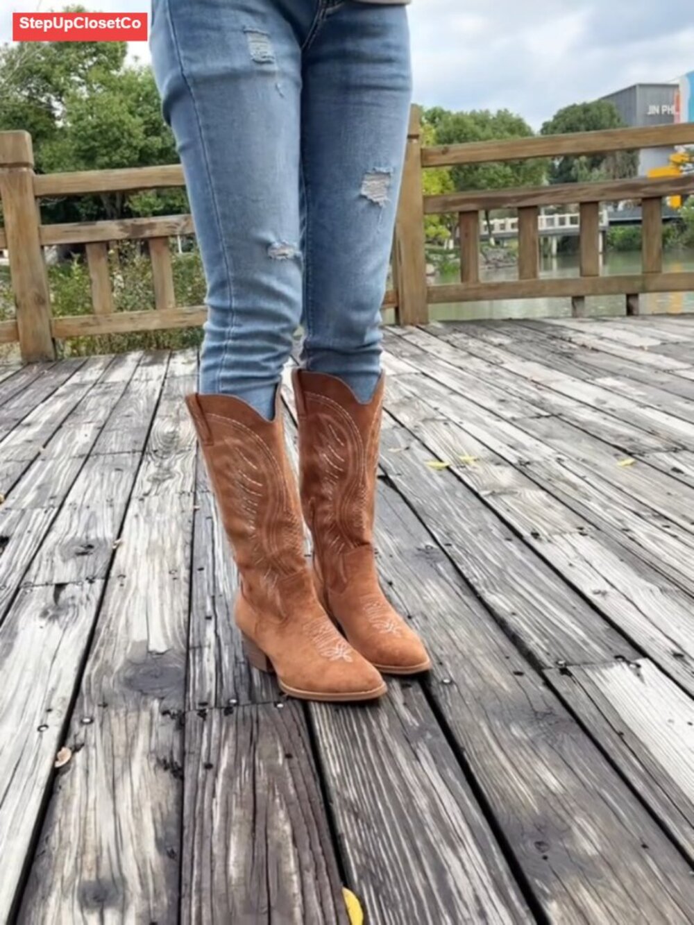 Embroidered Western Cowboy Booties with Chunky Block Heel, Side Zipper Suede - Picture 6 of 6